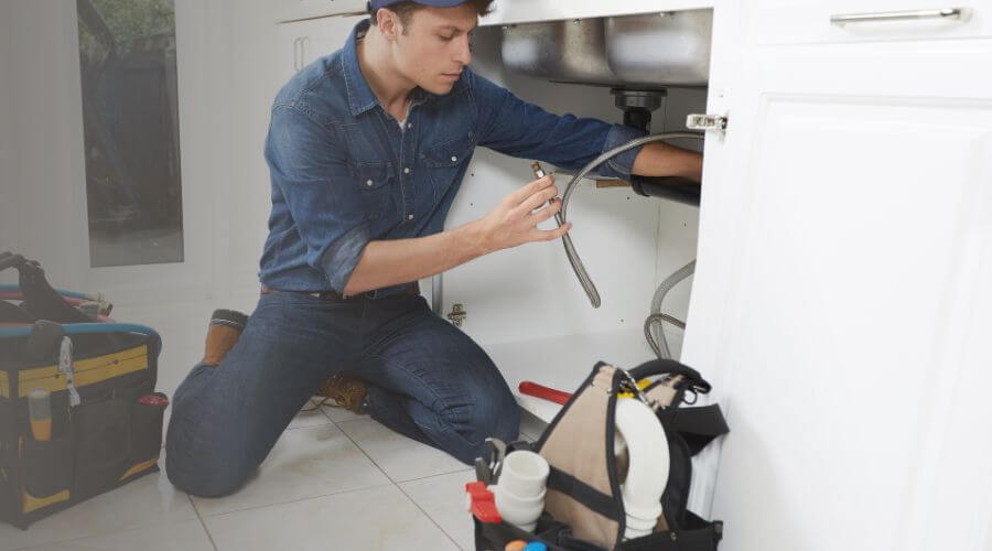 Professional sink repair in Monona, IA